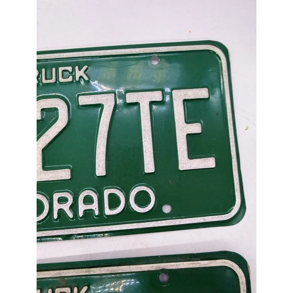 Vintage Pair Of Colorado Green Truck Automobile Vehicle Tag Expired 2000